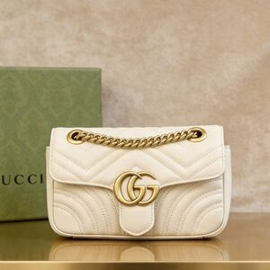 Gucci GG Marmont Small Matelassé Shoulder Bag